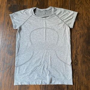 Lululemon Swiftly Tech Short Sleeve Shirt